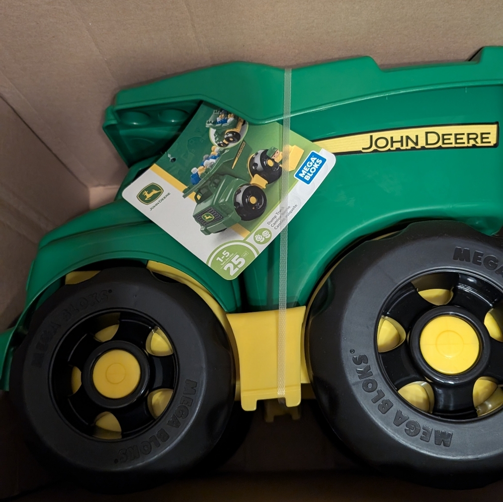 John Deere Green 25 piece Mega Block set Toy Truck
